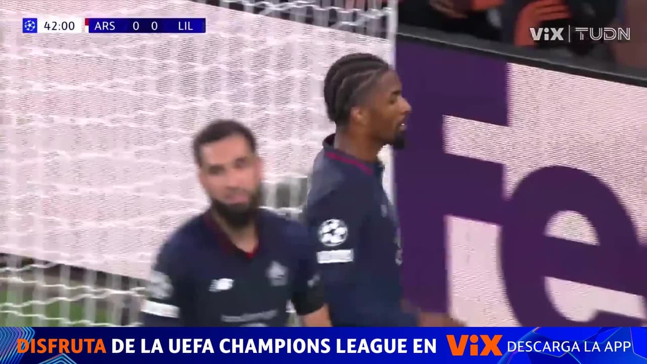 ¡Tremenda acción defensiva del Lille! Arsenal se sigue acercando con peligro