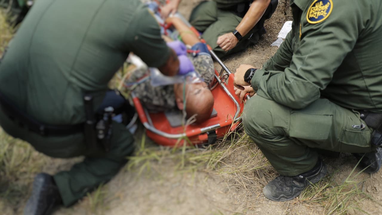 <b><a href="https://twitter.com/CBPRGV/status/1006293041274150912">Junio 8</a>: </b>Rescate de un indocumentado procedente de México en un terreno boscoso al sur del poblado de Falfurrias.