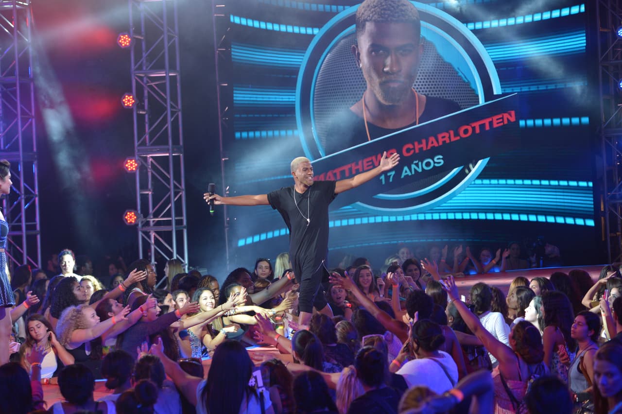 Matthews dejó a los jueces boquiabiertos con su interpretación de 'Take me to church'. Además, Ricky alabó su 'look' diferente.