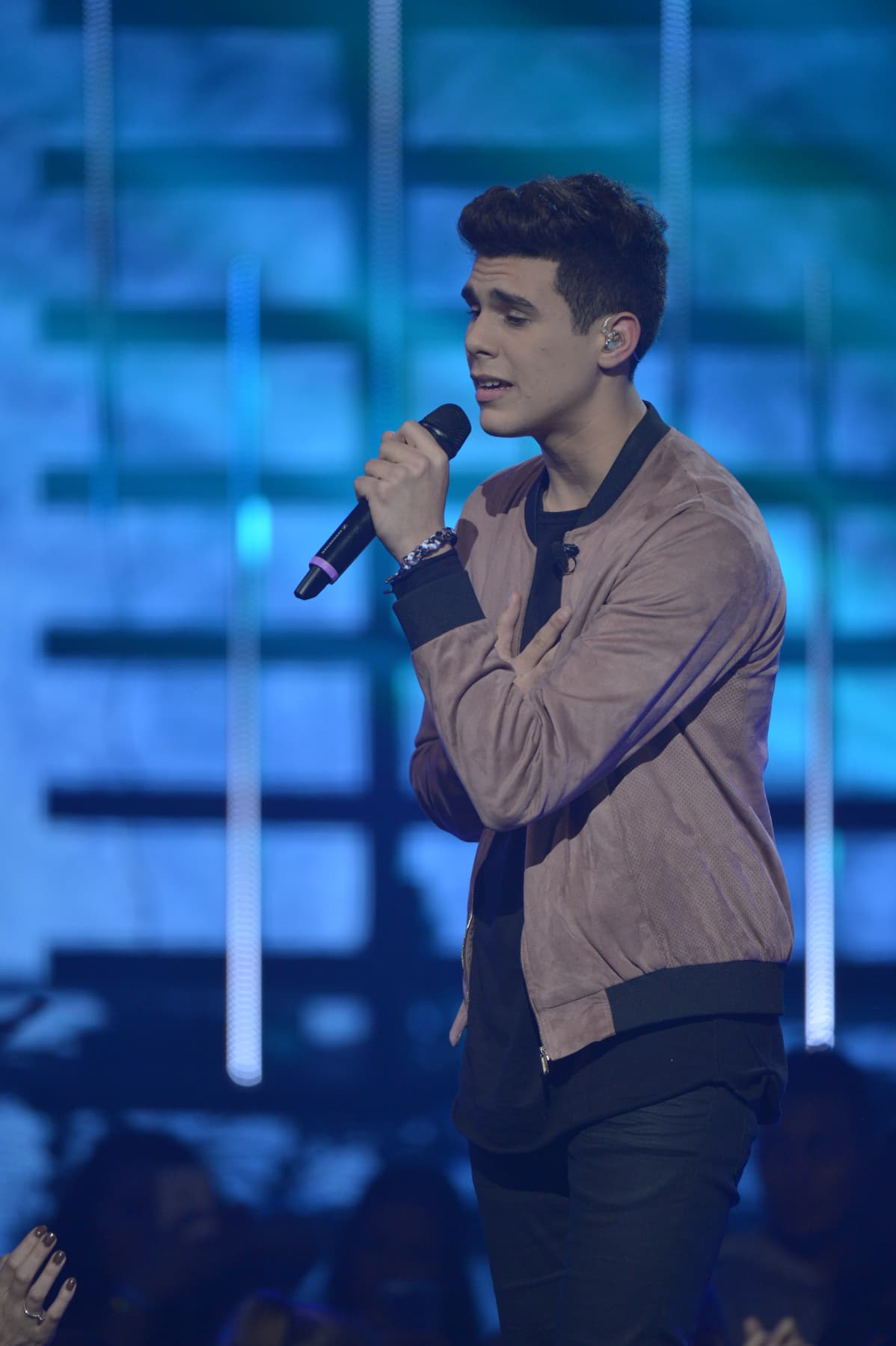 Una noche digna de finales. Pitbull, Fifth Harmony, Wisín, los jueces cantaron y ya tenemos banda. Además, las emociones estuvieron a flor de piel.