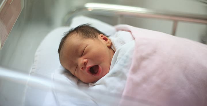 Coronavirus: familias con bebés nacidos en 2020 podrían reclamar hasta $1,100 por estímulo económico