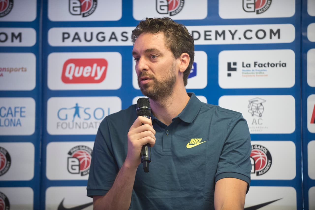 Spurs finalized Pau Gasol's contract