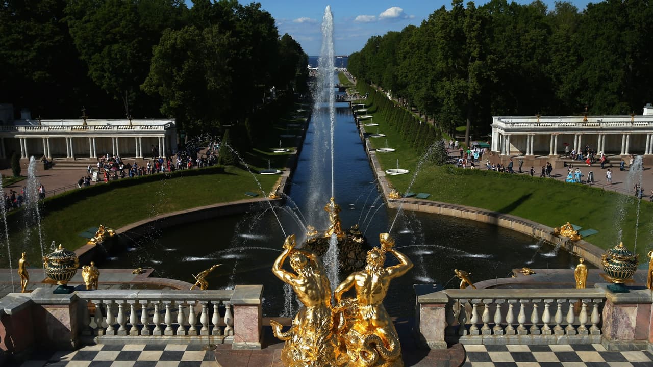 Conoce el palacio Peterhof: un lugar lleno de oro y gigantescos jardines que no olvidarás de Rusia