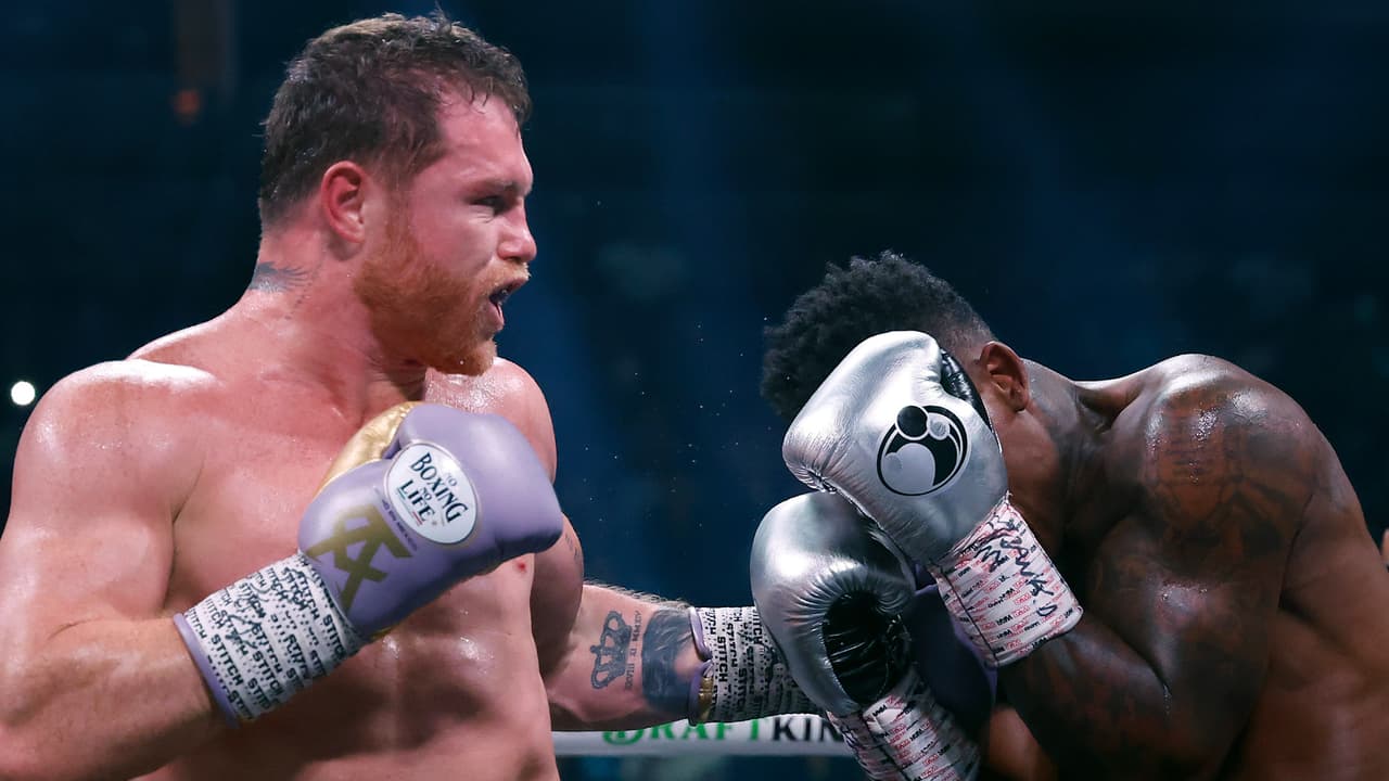 Sulaimán confirma que Benavidez será mandatorio para Canelo: “Merece esa pelea”