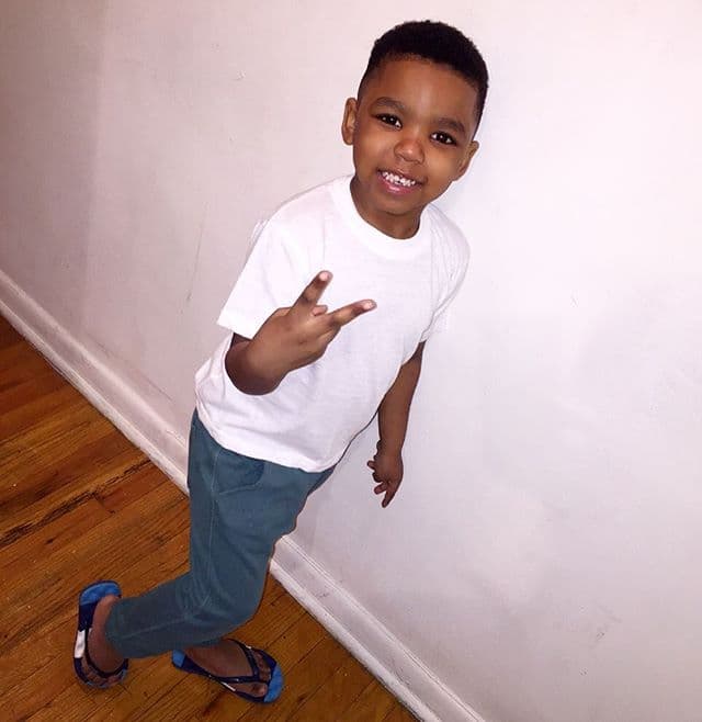 "Desde que llegaste a mi vida me di cuenta que había pasado muchos años vacía y luego llegaste tú a llenarla. Gracias papá Dios por permitirme ser madre y permitirme vivir cada uno de los momentos importantes", escribió.