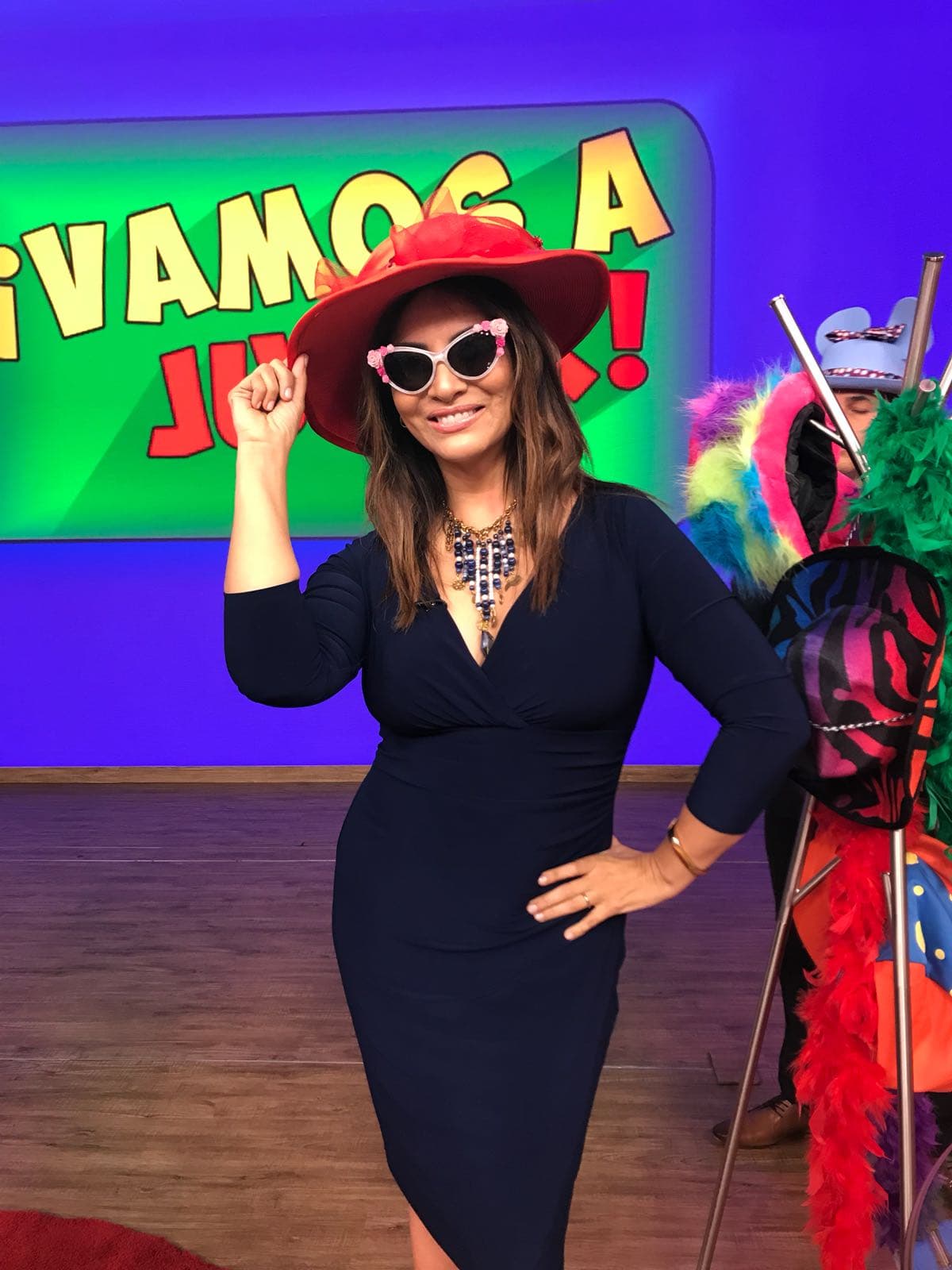 Y qué mejor manera de ponernos románticos que con sus canciones. Aunque esta vez ella no lo hizo sola.