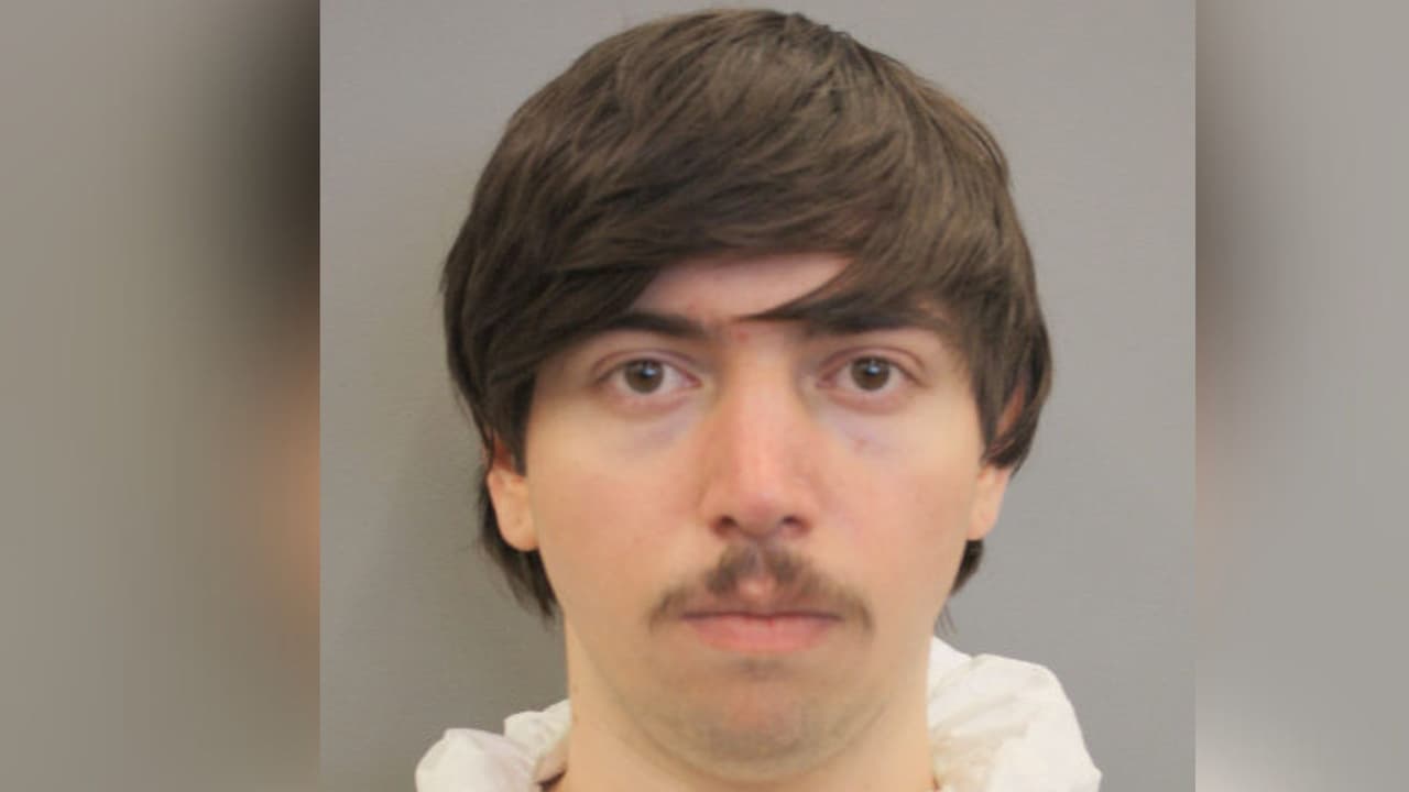 Joven de 21 años es acusado de disparar y asesinar a su propio padre en Houston