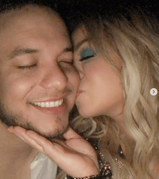 Pronto veremos llegar a esta pareja al altar, mientras tanto continúan derramando miel y son un fuerte contendiente en esta terna.