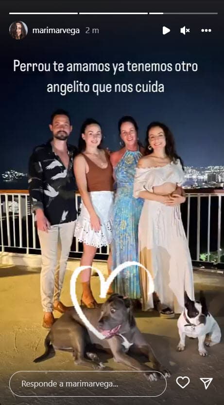 Más tarde compartió esta fotografía familiar para despedirse y agregó que ahora "tienen otro angelito que los cuida".