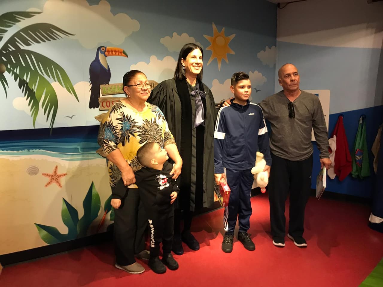 50 niños fueron oficialmente adoptados en uno de los eventos más grandes de este tipo en Florida.