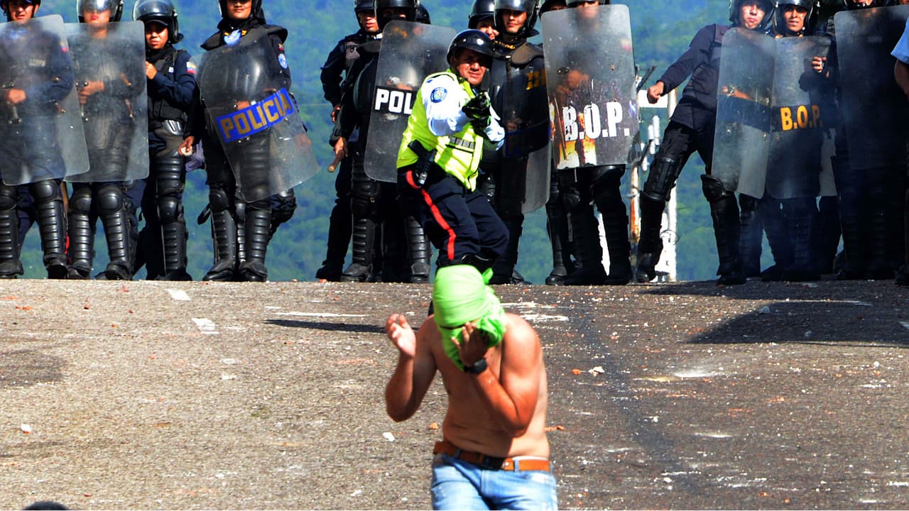 Más de 100 detenidos y decenas de opositores heridos tras las manifestaciones contra Maduro en Venezuela