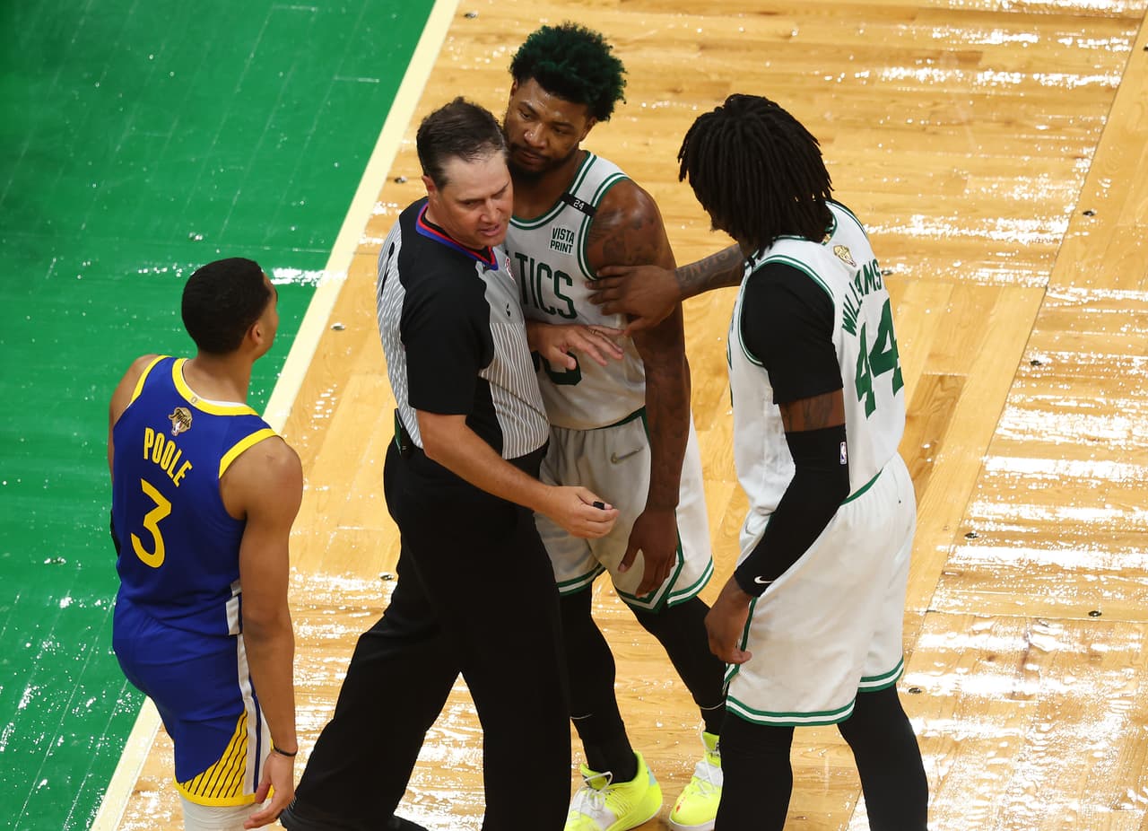 Los Golden State Warriors, encabezados por Steph Curry, apabullaron a los Boston Celtics en el Juego 6 de las Finales de NBA para conseguir el séptimo anillo en la historia de la franquicia y el cuarto en la era Steve Kerr.