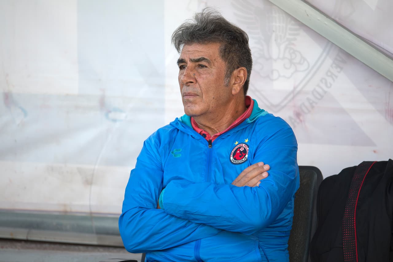 Carlos Reinoso: "Osorio habla bonito, pero es palabrería"