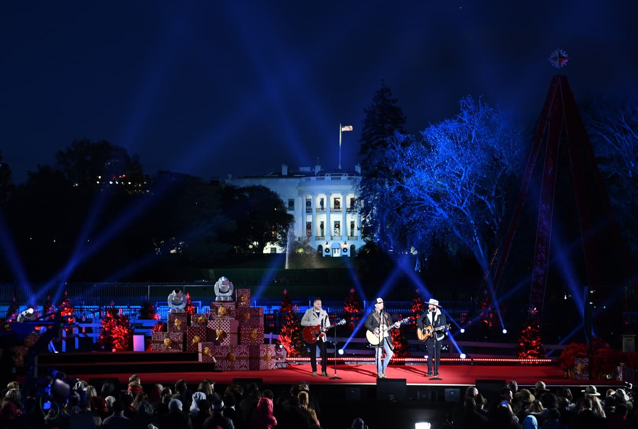 LOCASH y Matthew West, otros de los artistas de salieron al escenario para esta celebración.