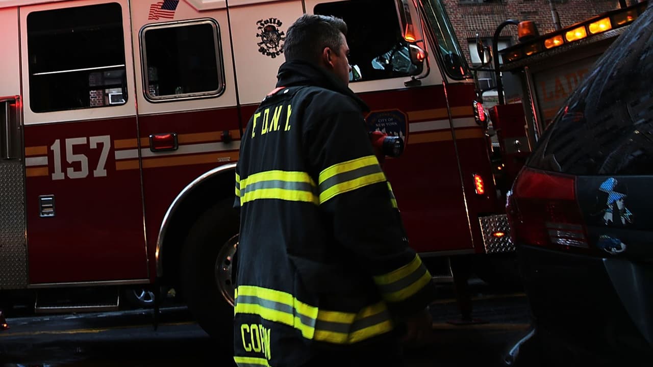 5 muertos y varios heridos en incendio residencial en Spring Valley, Nueva York