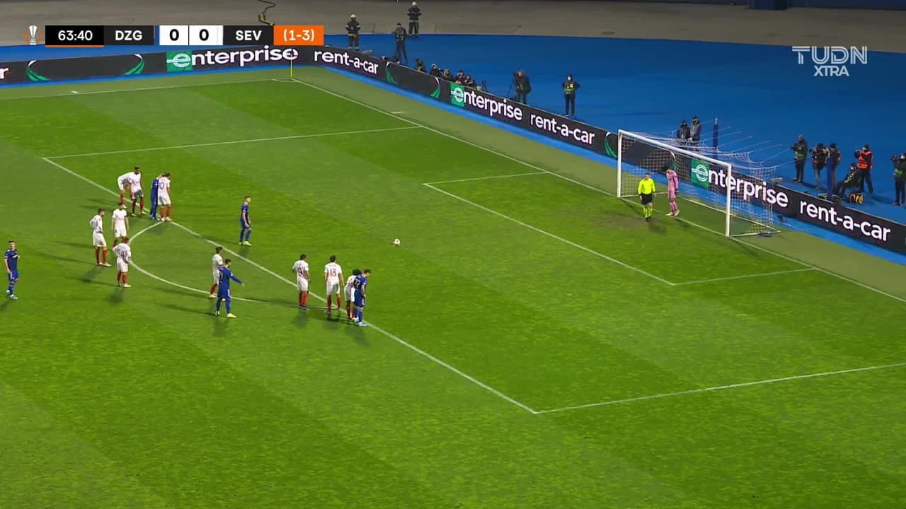 ¡GOL!  anota para Dinamo Zagreb. Mislav Orsic