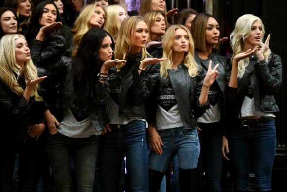 Angelitas de VS se preparan para desfilar en ropa interior