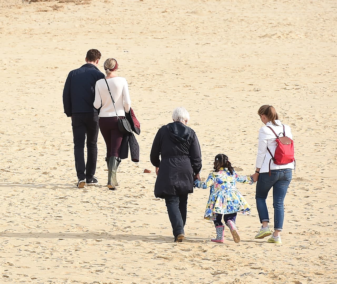 La familia del guapo actor los acompañó.