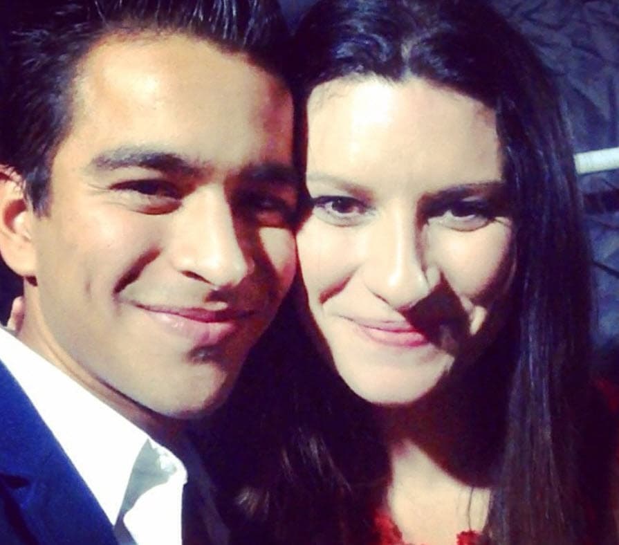 Tras su paso por las telenovelas, decidió dedicarle más ímpetu a su pasión por la música. El nacido en Guadalajara, México, llegó a participar en el reality show 'La Voz México' en el equipo de 
<b><a href="https://www.univision.com/famosos/julion-alvarez-aclara-la-oferta-de-40-por-ciento-de-descuento-en-sus-shows-durante-esta-cuarentena-video" target="_blank">Julión Álvarez</a></b> y después con 
<b><a href="https://www.univision.com/famosos/cuando-volvera-todo-a-ser-como-antes-la-pregunta-que-laura-pausini-no-sabe-responder-a-su-hija-fotos" target="_blank">Laura Pausini </a></b>durante la cuarta temporada. 
<br>