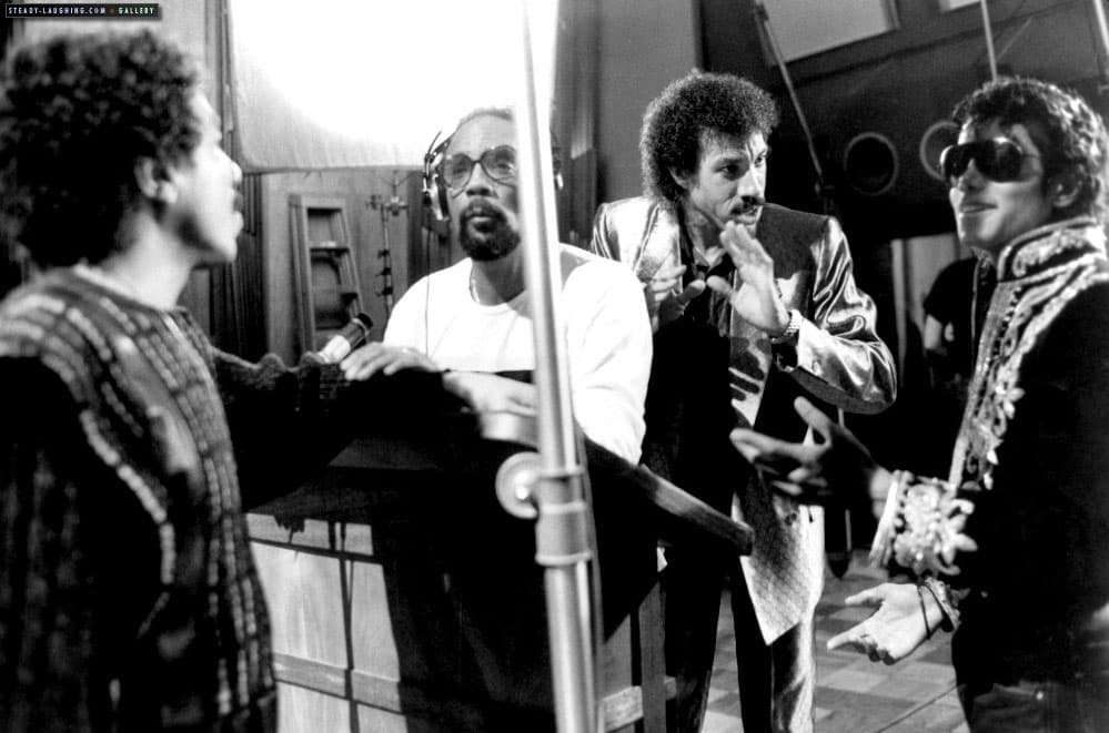 El dinero recaudado se donó a una campaña humanitaria para combatir el hambre en Etiopía.