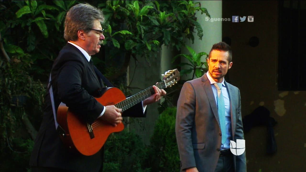 En Muchacha Italiana Viene a Casarse, Pedro le llevó una serenata a Fiorella. Sin embargo, Aitana aprovechó la oportunidad para arruinarlo todo.