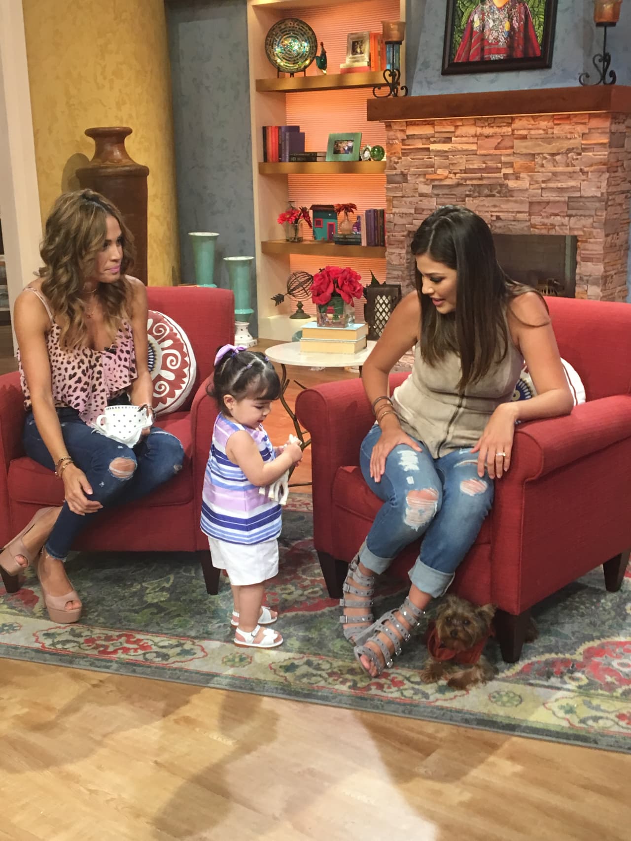 ¡Qué hermosa! A Baby Giulietta le encanta explorar y descubrir el mundo.