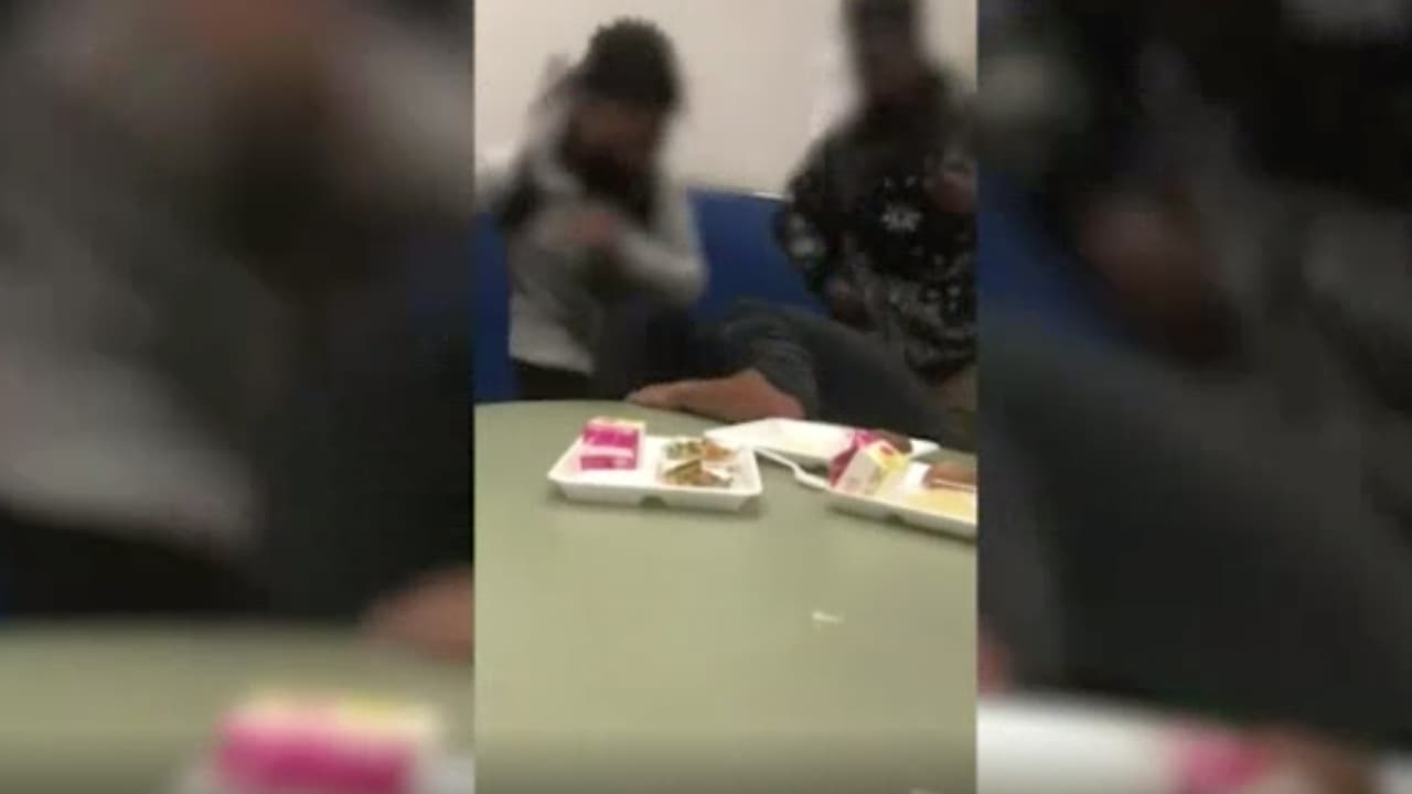 César Espinosa de la
<b><a href="https://fielhouston.org/" target="_blank">organización FIEL</a></b> ha apoyado a la familia y asegura que, de no existir la evidencia en video, el hecho hubiera quedado impune.