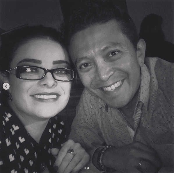 "Pues nada. Yo creo que 
<b>es muy pronto para decir cualquier cosa</b> (sobre su matrimonio) y creo que hay que vivir el día a día. Yo soy muy feliz hoy y creo que el día de hoy es en donde se escribe absolutamente todo, ya sea pasado o futuro".