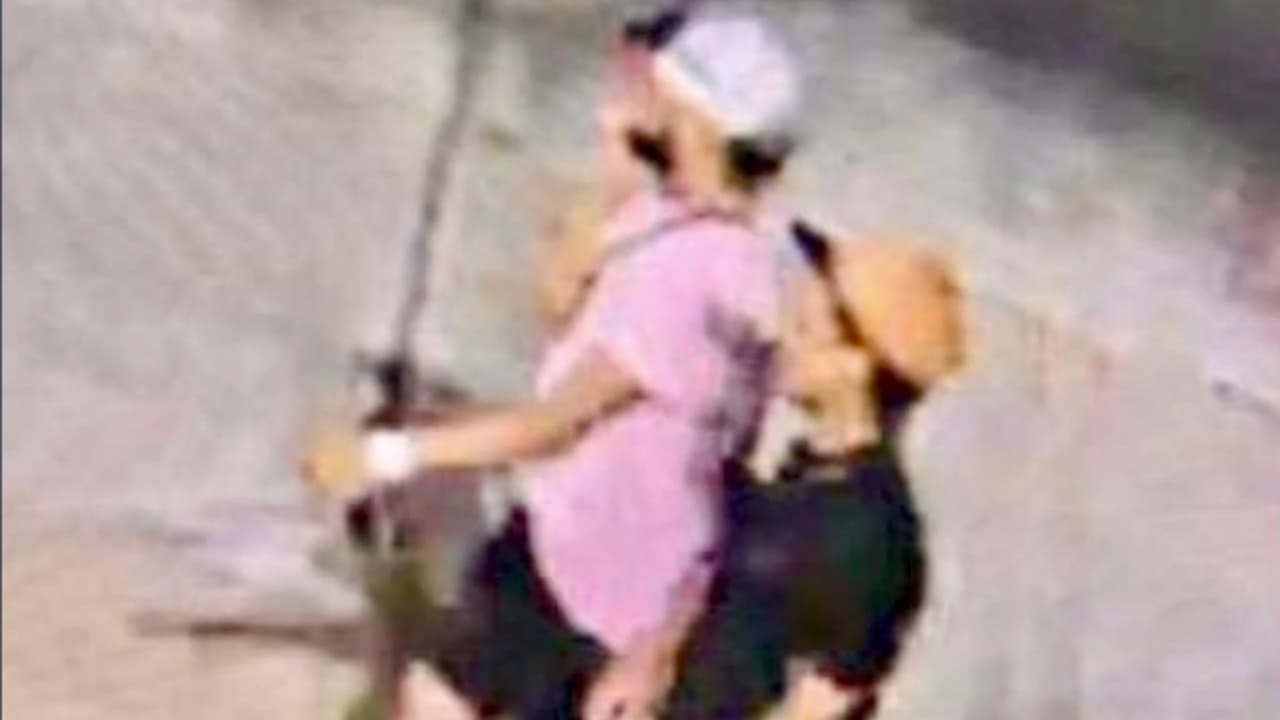 Las personas a las que se refieren en la vigilia son:
<b><a href="https://www.univision.com/local/houston-kxln/policia-houston-detencion-personas-interes-estrangulamiento-nina-jocelyn-nungaray?12345" target="_blank">Johan José Martínez, de 22 años, y Franklin Peña, de 26 años. </a></b>