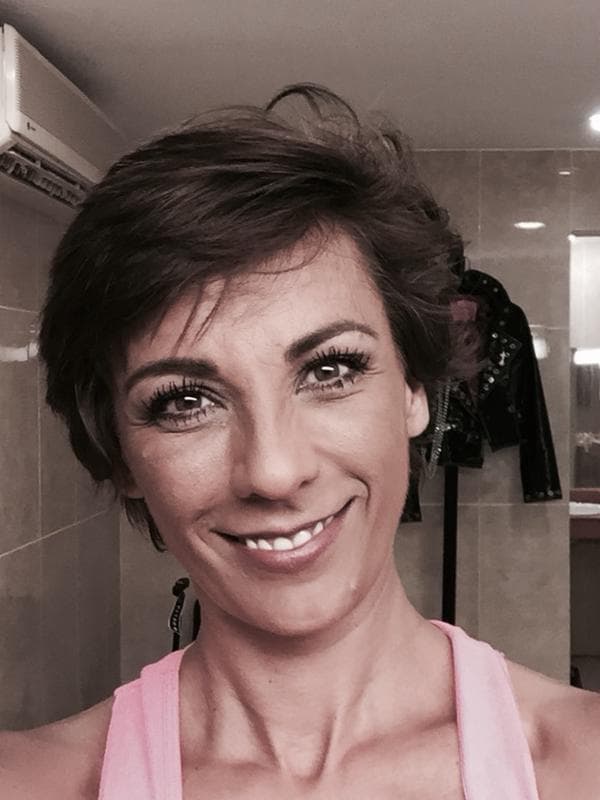 Consuelo Duval ha pasado por
<b><a href="https://www.univision.com/entretenimiento/tres-divorcios-dos-hijos-y-mas-de-4-noviazgos-publicos-asi-ha-sido-la-vida-amorosa-de-consuelo-duval-fotos">tres divorcios y varios noviazgos</a></b>, lo que explicaría la comparación que hizo entre el tabaquismo y sus relaciones sentimentales.