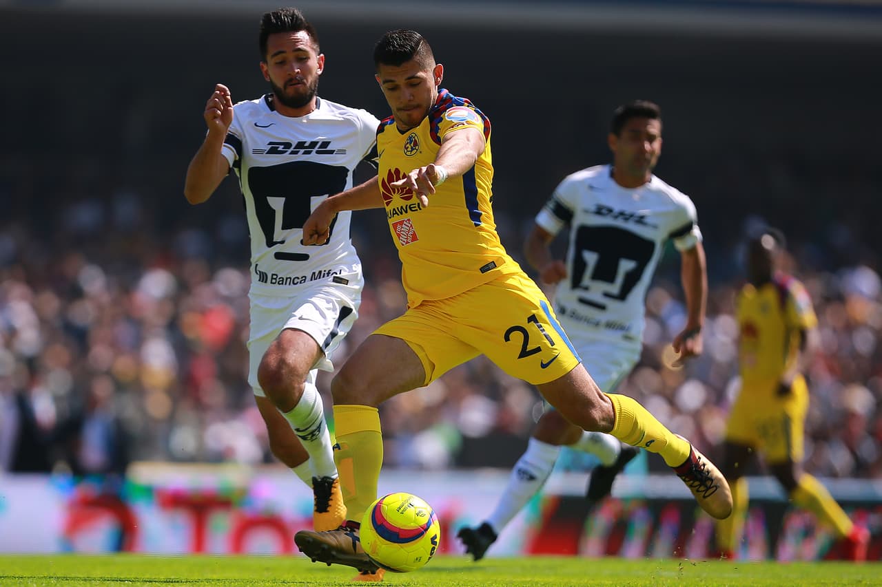 <b>América vs. Pumas</b>: es el clásico capitalino en México, también conocido además por ser el de los más experimentados contra los jóvenes del equipo universitario. América ha ganado 53 juegos, Pumas 36 y 55 veces han empatado. Pumas tiene siete títulos de Liga.