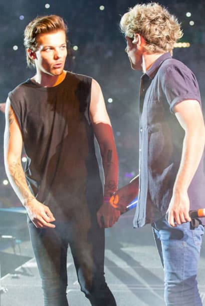 "Los cínicos siempre han descrito a One Direction como la gallina de los huevos de oro de Simon Cowell y, vistos los resultados, no es difícil comprender por qué".