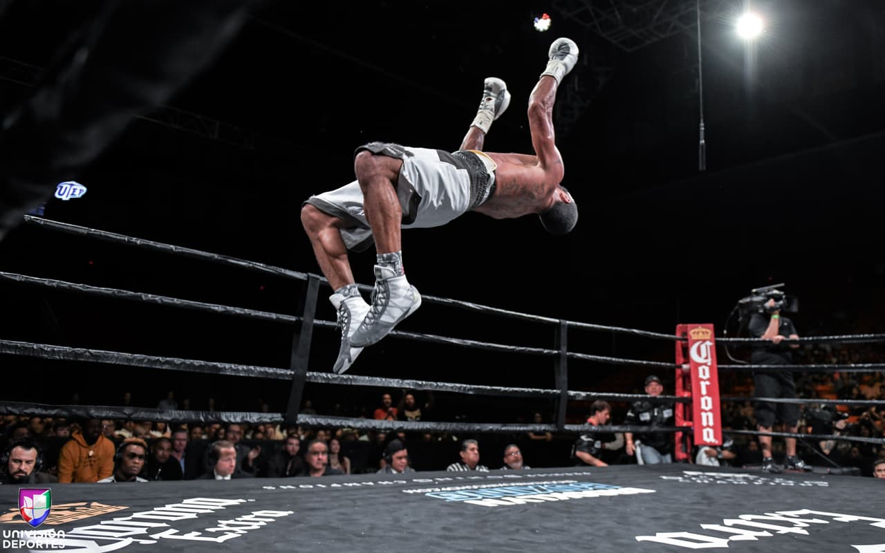 Anthony Dirrell (31-1, 24 KOs) y Able Han (26-3, 16 KOs) arrancaron la velada en El Paso con una decisión unánime a favor de Dirrell tras 10 episodios.