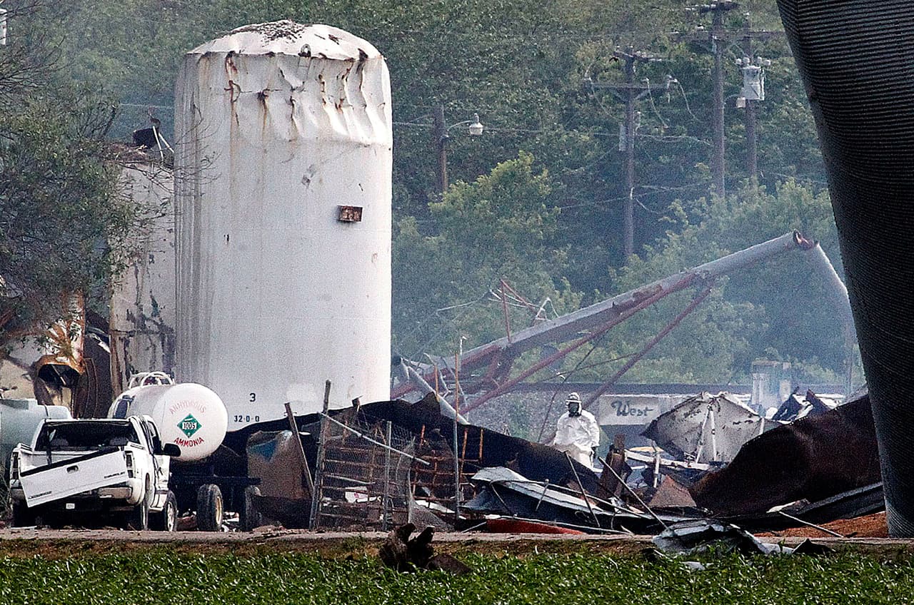 Siniestro dejó más de 160 heridos y al menos 500 casas y escuelas fueron destruidas en un área de 37 cuadras alrededor