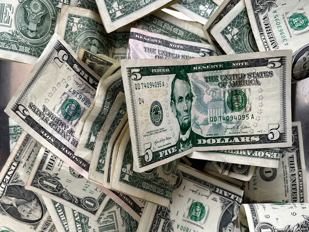 Precio del dólar hoy en México: ¿en cuánto está el peso este viernes 13 de marzo de 2026?