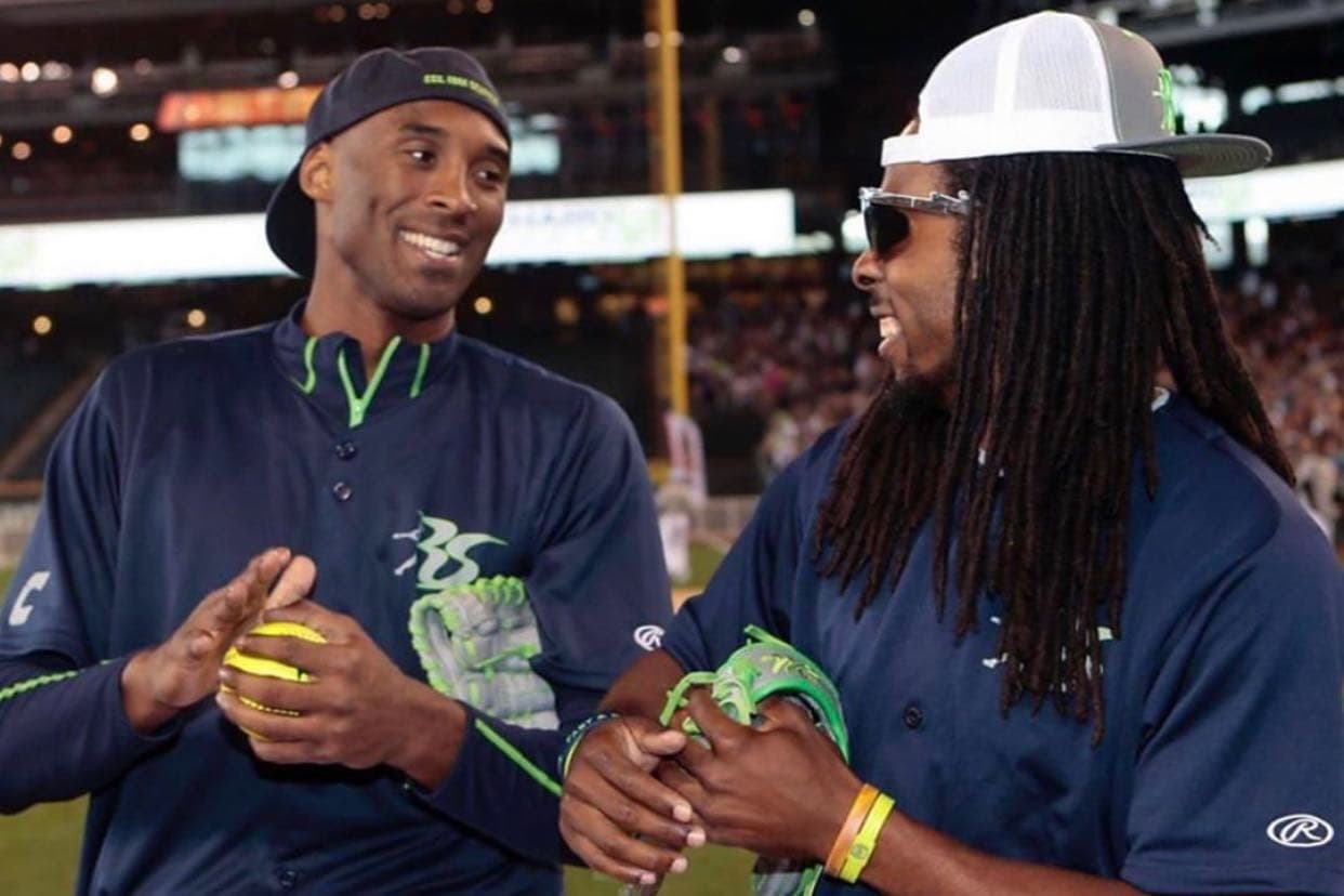 Los 49ers llegan a Miami para el Super Bowl "dolidos" por la muerte de Kobe Bryant