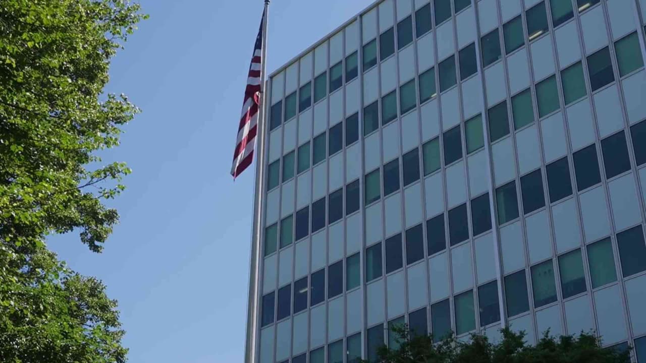 Eliminan la participación abogados de inmigración en remoto: ¿Cómo afecta en California?
