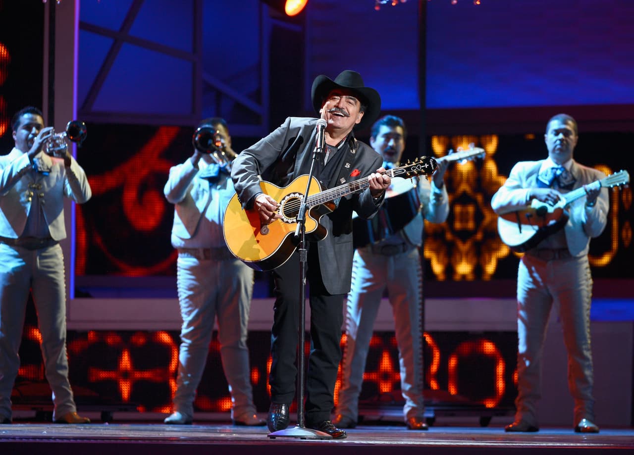 Su legado musical es uno de los más representativos del género regional mexicano.