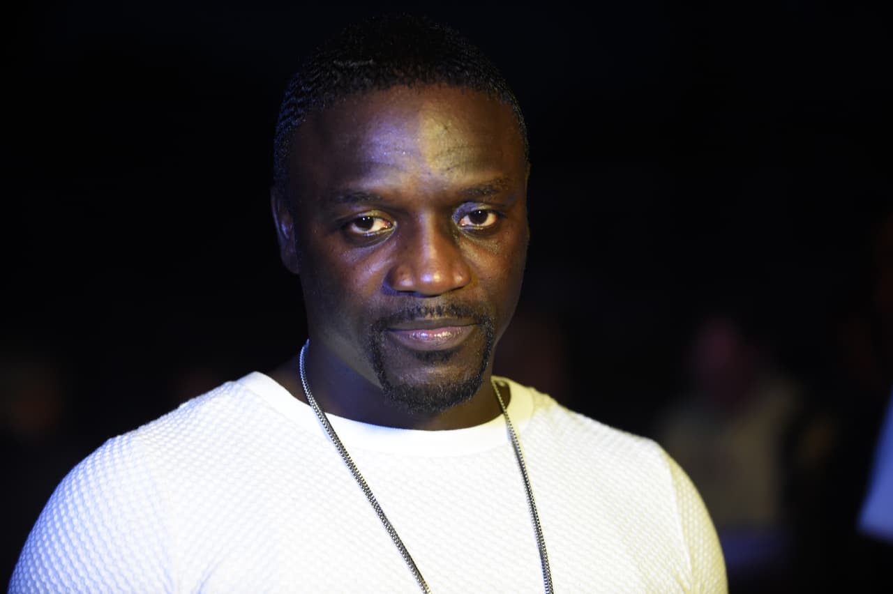 El rapero Akon también está en esta lista y su cumple es el 16 de abril.