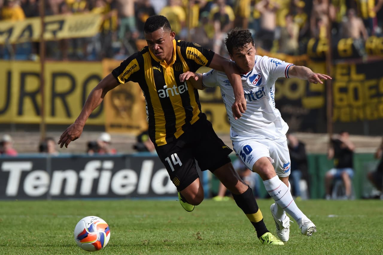 Peñarol empata en el clásico con Nacional y se acerca al título 