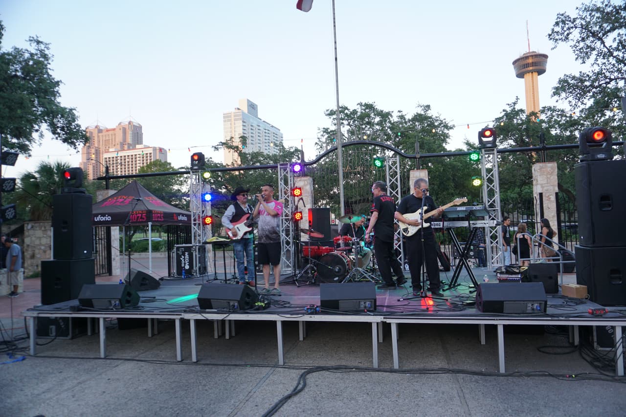 Ram Herrera, Los Banger Broz and Jorge Alejandro took the stage inside La Villita.