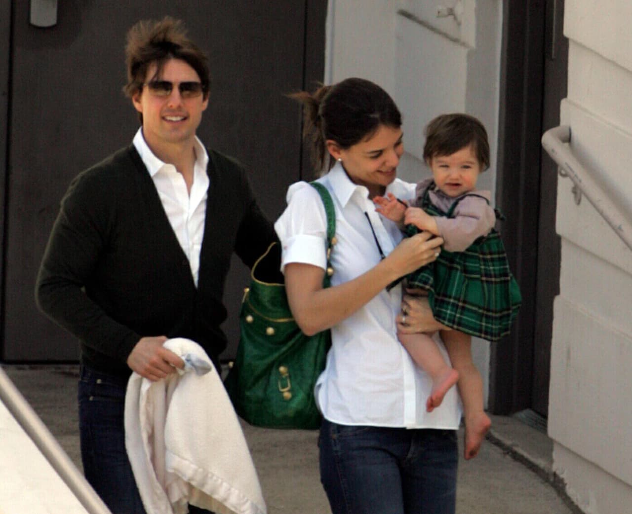 Suri Cruise nació el 18 de abril de 2006 del matrimonio que tenían en ese momento Tom Cruise y Katie Holmes.