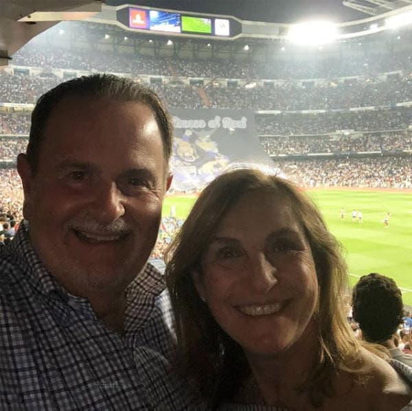 Raúl de Molina se fue a España con su esposa Mily para disfrutar unos días fuera de la ciudad de Miami.