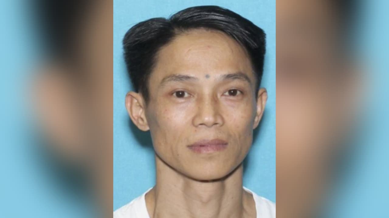 Thao Huan Dang – Hombre asiático nacido el 28-08-1972: El señor Dang murió en la cuadra 6700 de South Dairy Ashford Road en Houston, Texas el 6 de abril de 2023. Llame al Instituto de Ciencias Forenses del Condado de Harris al 832-927-5000 y consulte el caso ML23-1330.
<br>
<a href="https://www.namus.gov/UnclaimedPersons/Case#/104668">https://www.namus.gov/UnclaimedPersons/Case#/104668</a>