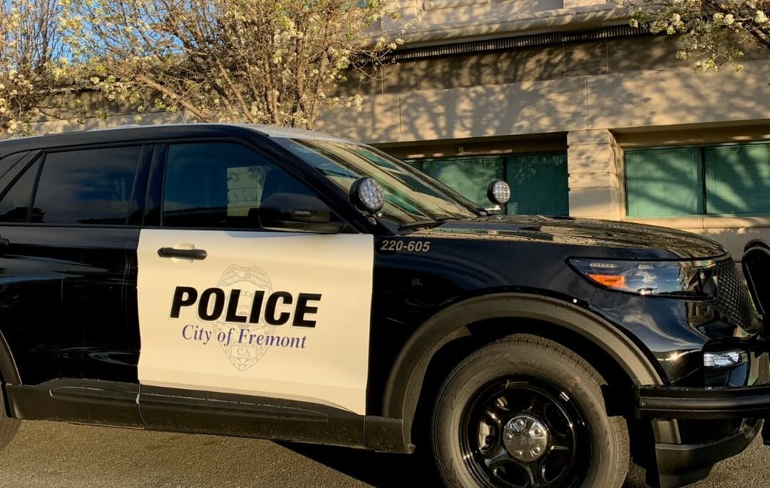 La policía de Fremont dijo en su cuenta de Twitter que todos sus elementos estaban "entristecidos por el trágico evento (…) 
<a href="https://twitter.com/FremontPD/status/1457439731612991489?s=20" target="_blank">que resultó en la muerte de uno de los miembros más jóvenes de nuestra comunidad". </a>
<br>