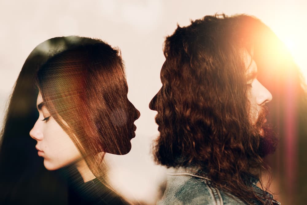 Y Venus, tan sensible, tan hermoso, está entrando en Piscis desde el día 25 y es un signo de agua, sensible, intuitivo, entonces ¿qué pasa con los horóscopos?