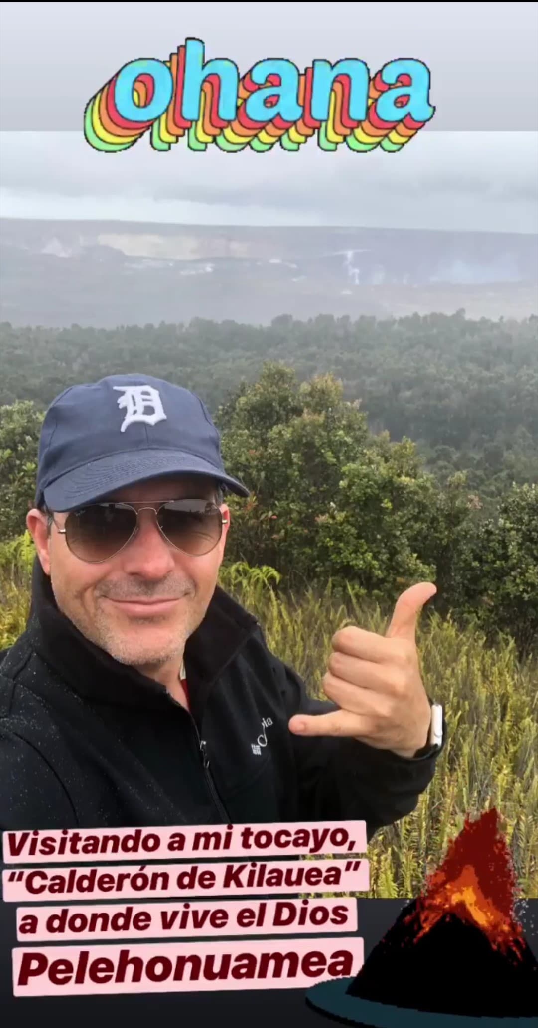 Carlitos convivió con la naturaleza durante sus expediciones. En esta imagen nos contó cómo fue explorar el volcán activo Kilauea, la estrella del Parque Nacional de Volcanes de la isla grande.
<br>