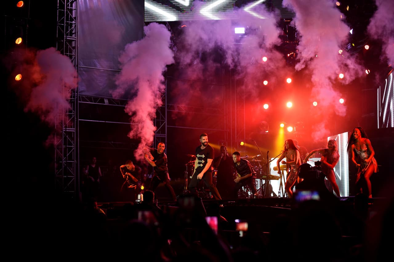 Ricky Martin recordó que "hay lugar para todos, pero para lograr la paz, primero debemos luchar por nuestro derecho a vivir en libertad".