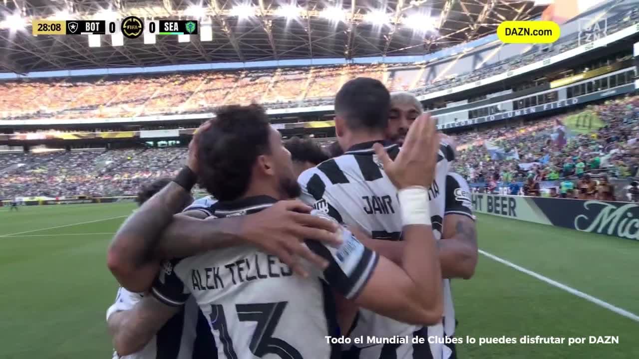 ¡Gol de Botafogo! Igor Jesús clava el primer tanto