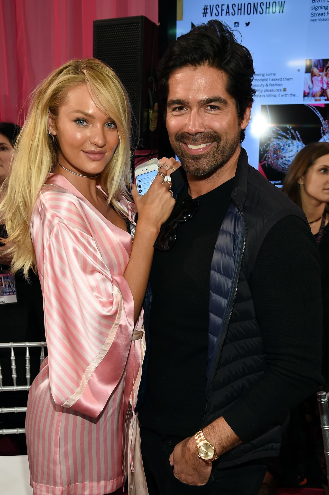 Las cámaras también captaron otras sensuales angelitas como Candice Swanepoel.